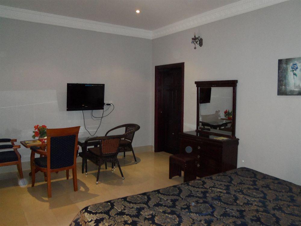 Royal Residence Hotel Apartments Umm al-Kuwajn Zewnętrze zdjęcie