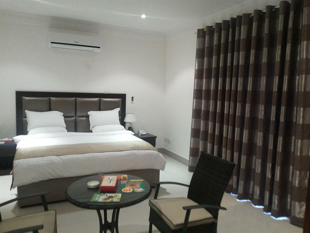 Royal Residence Hotel Apartments Umm al-Kuwajn Zewnętrze zdjęcie